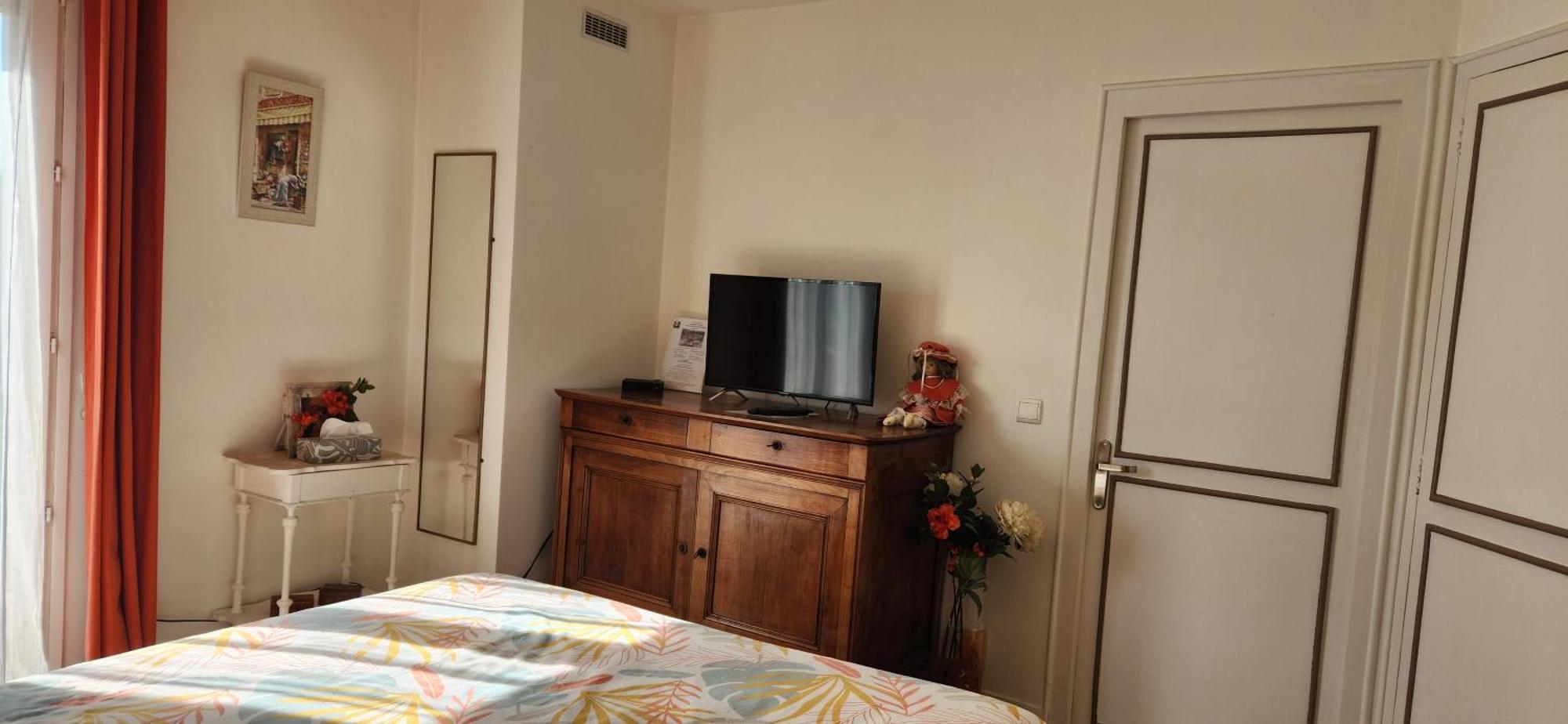Les Pingouins De La Marne Bed & Breakfast Le Perreux-Sur-Marne Ngoại thất bức ảnh